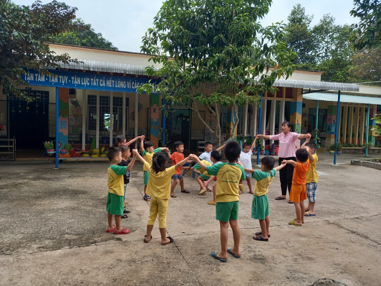 z3477807016912_b46048eb99fadf8af6c70b2e53c717dd