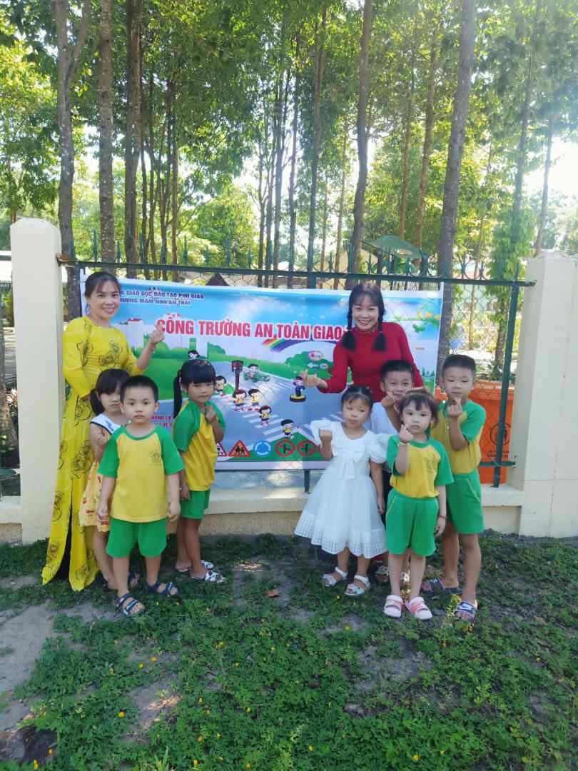 z3477807027648_3a9b16c63981cb1df02d76ff86967192